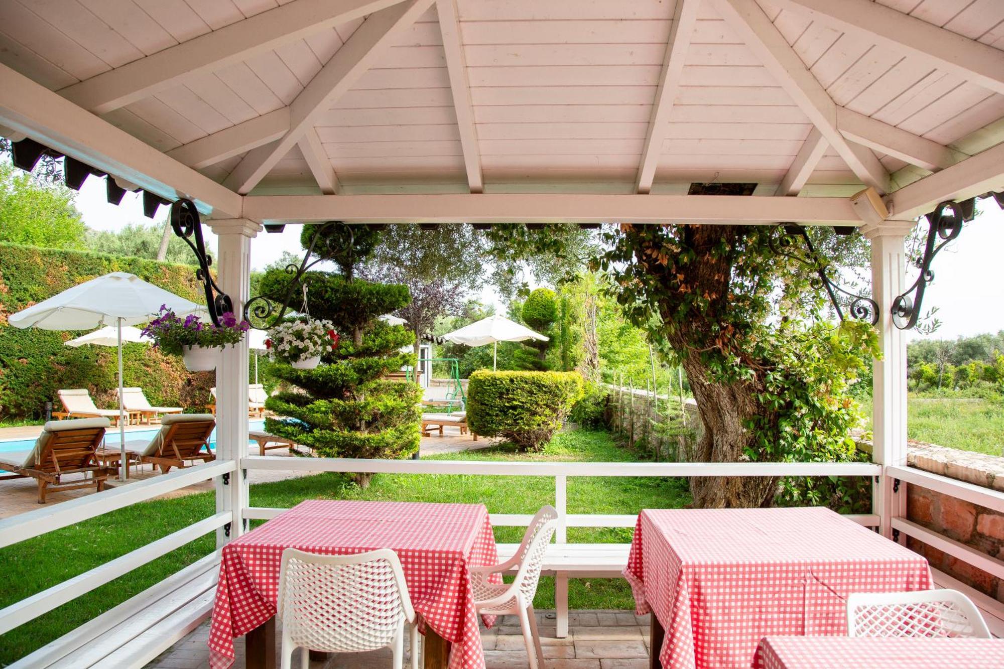 Vila Florika Hotel Borsh Exterior photo